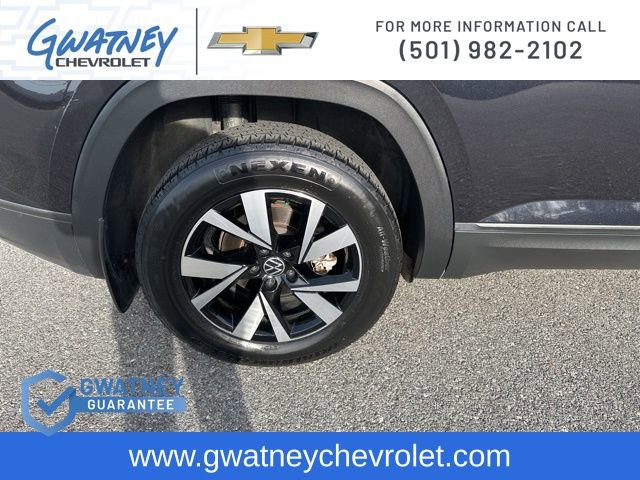 Used 2022 Volkswagen Atlas Cross Sport SE AWD/4WD image 11