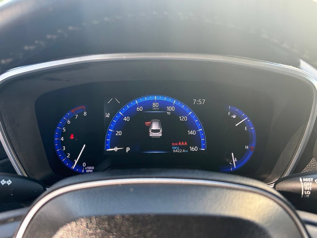 Used 2022 Toyota Corolla Cross XLE FWD image 18