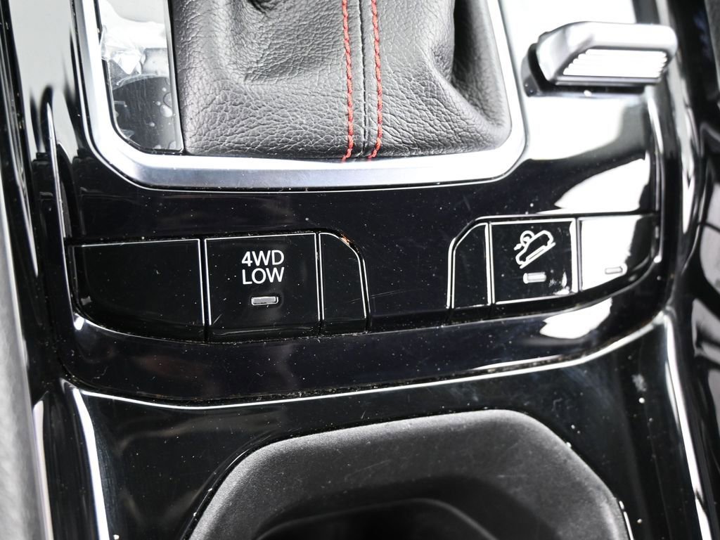 Used 2022 Jeep Compass Trailhawk w/ Trailhawk Elite Group image 20