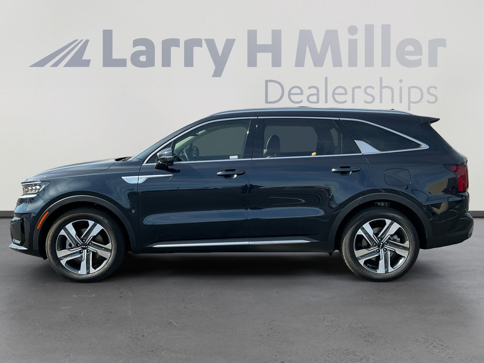 Used 2024 Kia Sorento SX Prestige image 2