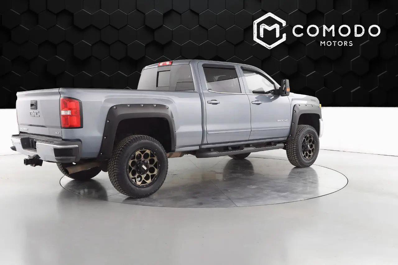 Used 2015 GMC Sierra 2500 SLE image 3
