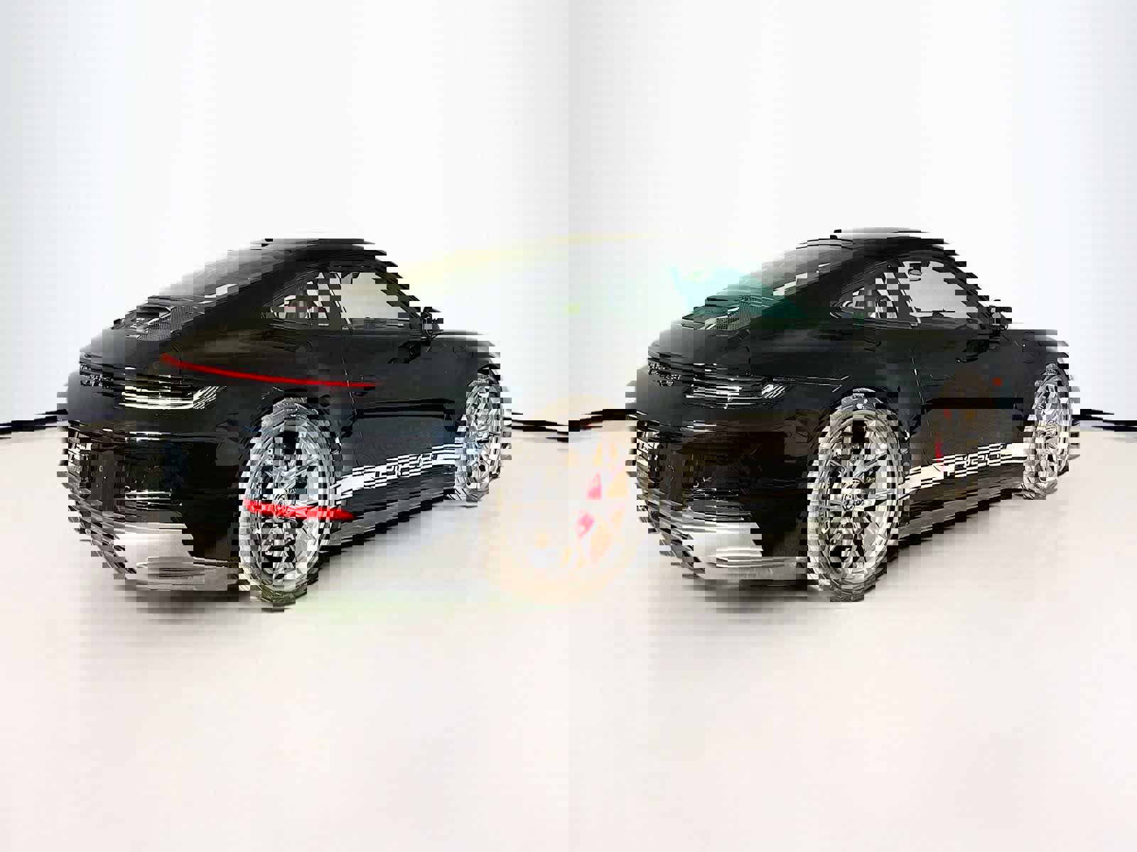 Used 2022 Porsche 911 GT3 image 9