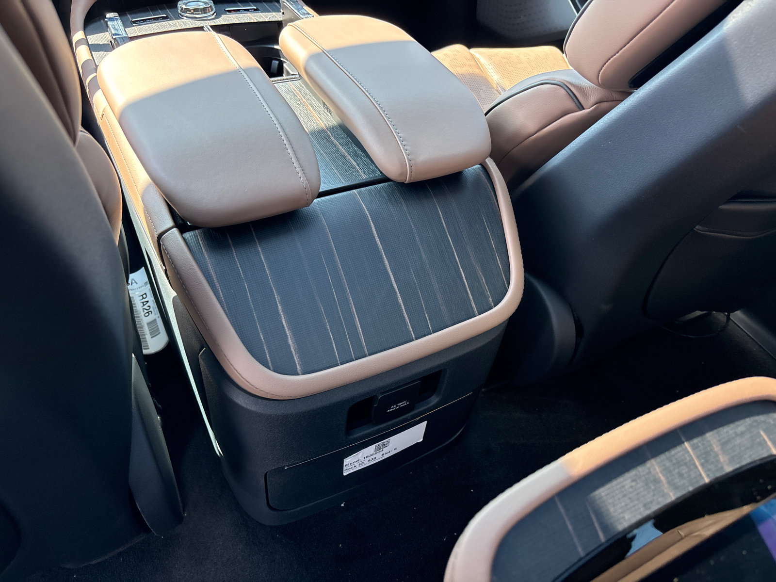 New 2027 Lincoln Navigator Black Label AWD/4WD image 32