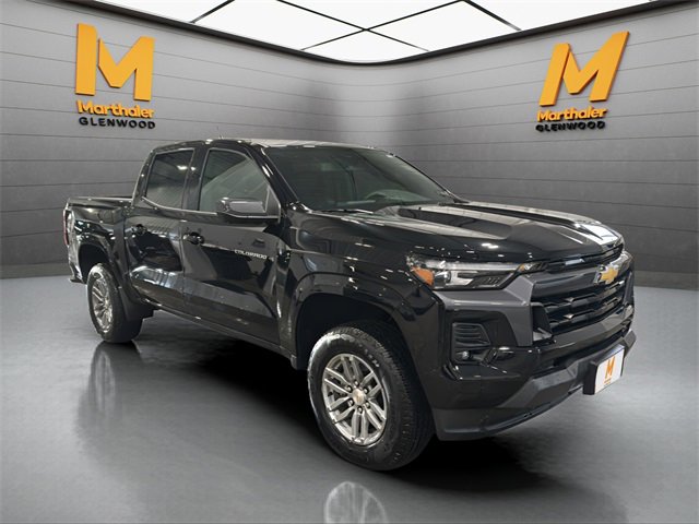 Used 2026 Chevrolet Colorado LT w/ LT Convenience Package image 2