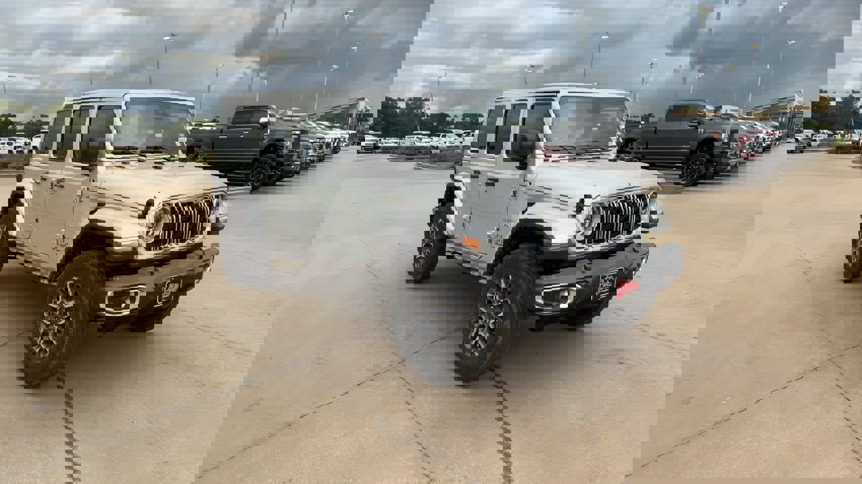 Used 2024 Jeep Wrangler Sahara w/ Technology Group image 6