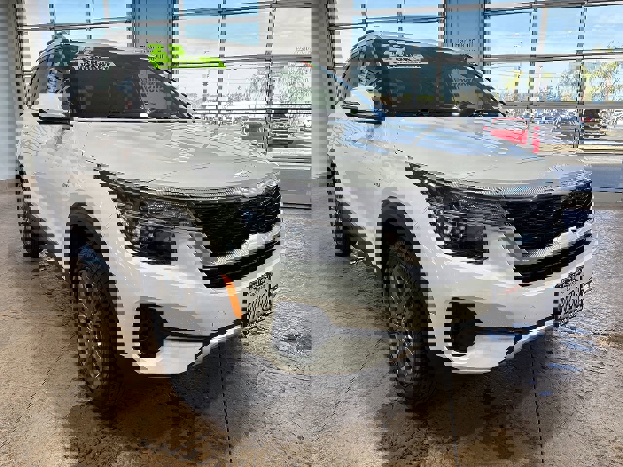 Used 2023 Kia Seltos S image 4