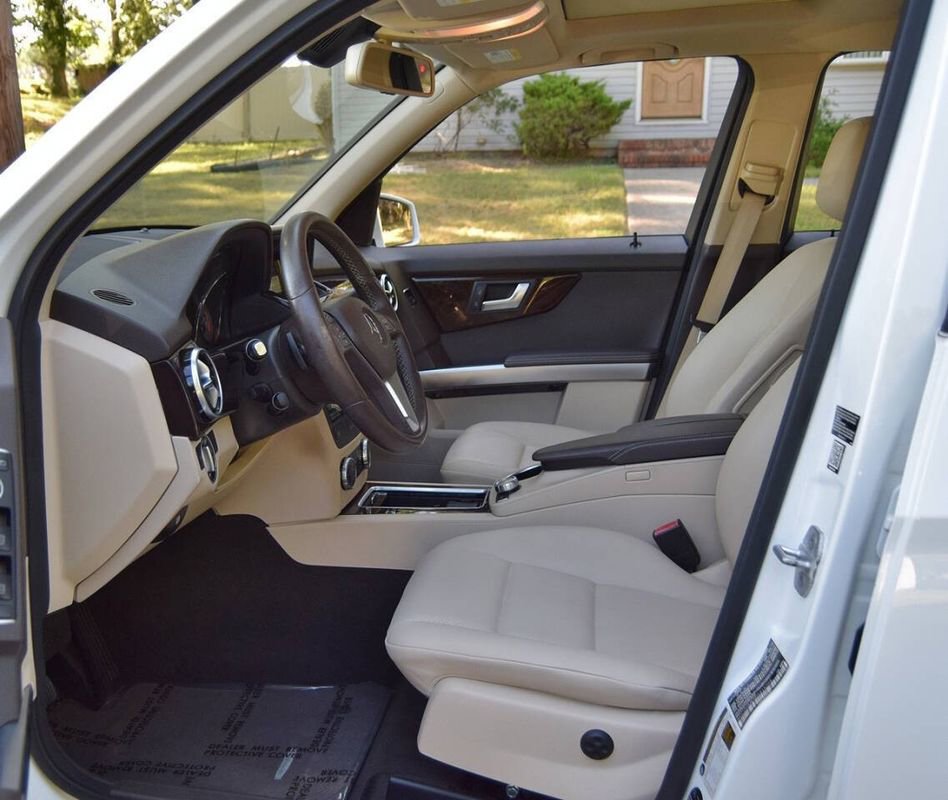 Used 2014 Mercedes-Benz GLK 350 4MATIC w/ Premium 1 Package image 23