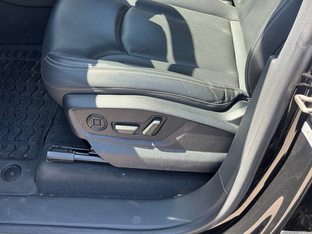Used 2023 Audi Q8 Prestige AWD/4WD image 19