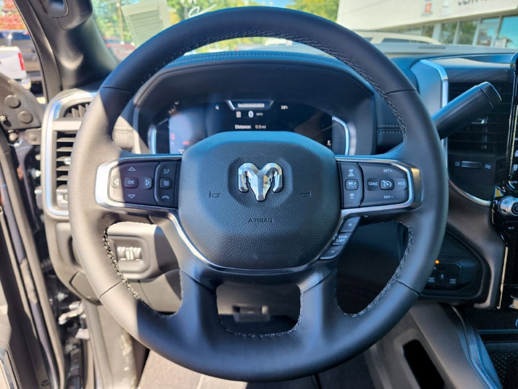 New 2026 RAM 2500 Laramie AWD/4WD image 29