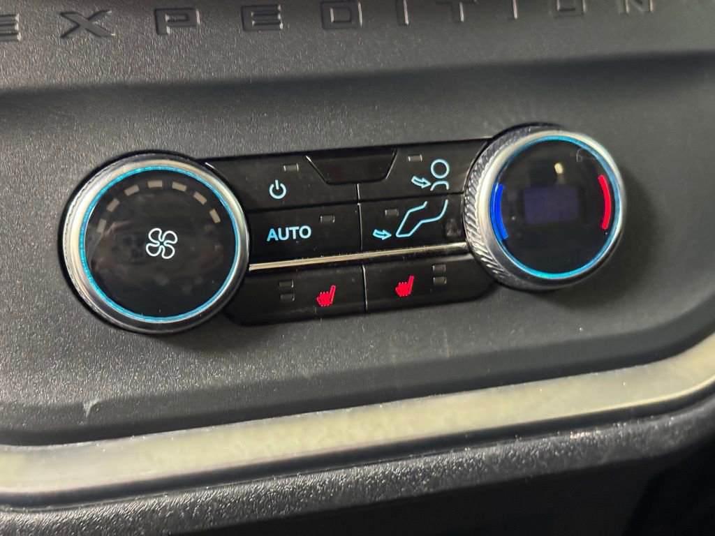 Used 2025 Ford Expedition Max Platinum image 20