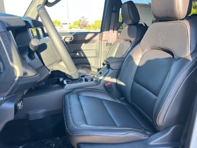New 2026 Ford Bronco Badlands w/ Sasquatch Package AWD/4WD image 17