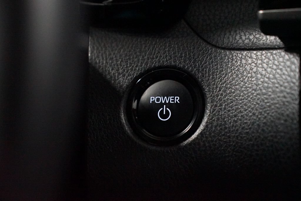 Certified 2025 Toyota Camry SE FWD image 24