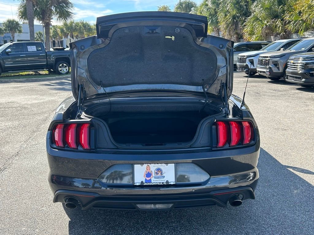 Used 2023 Ford Mustang Premium image 11