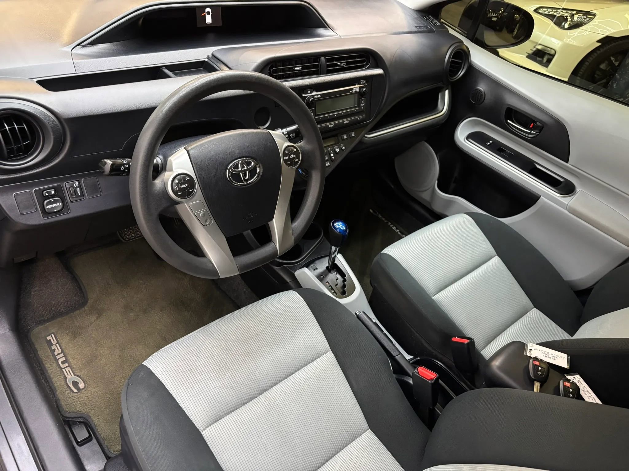 Used 2014 Toyota Prius C Two FWD image 8