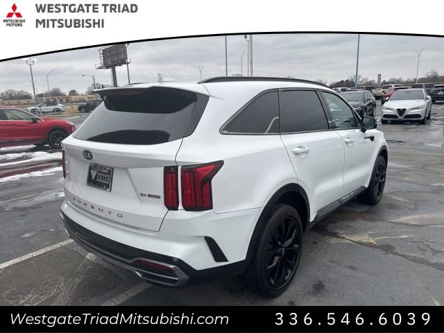 Used 2021 Kia Sorento SX AWD/4WD image 11