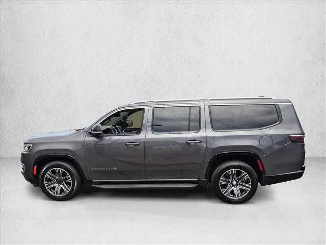 Used 2024 Jeep Wagoneer L Series II w/ Flexible Seating Group AWD/4WD image 9