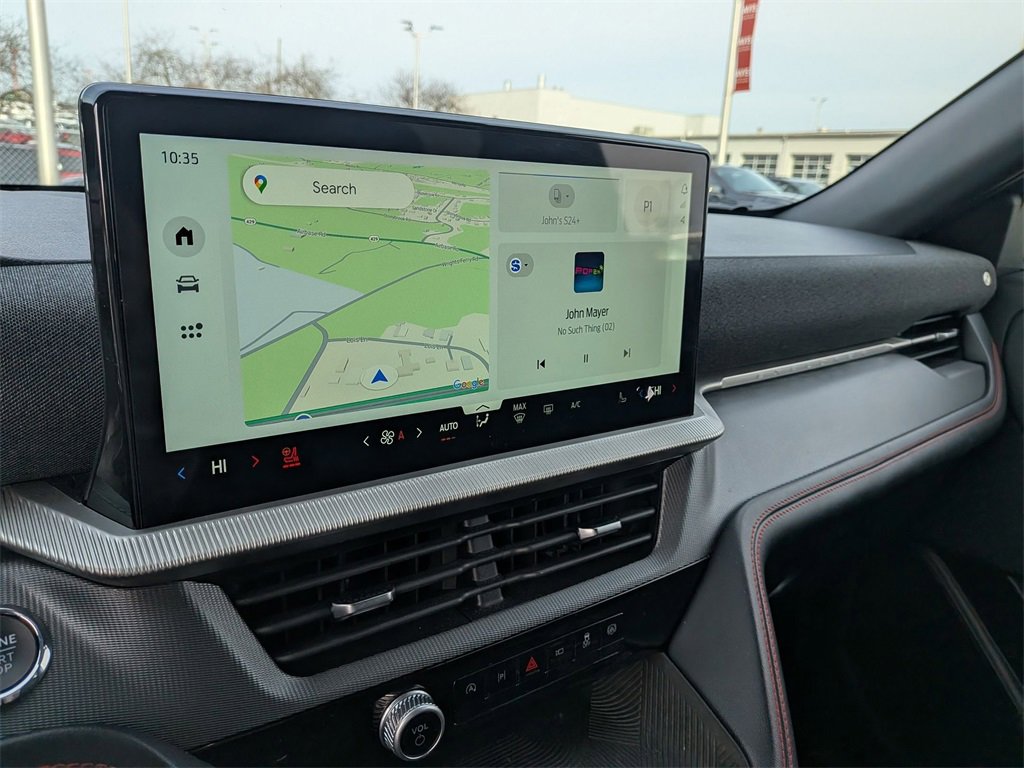 Used 2025 Ford Explorer ST-Line w/ ST-Line Street Pack image 17