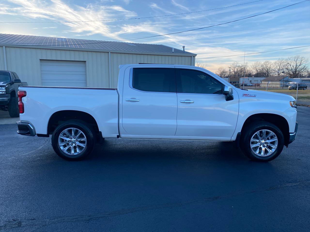 Used 2019 Chevrolet Silverado 1500 LTZ w/ LTZ Premium Package image 4