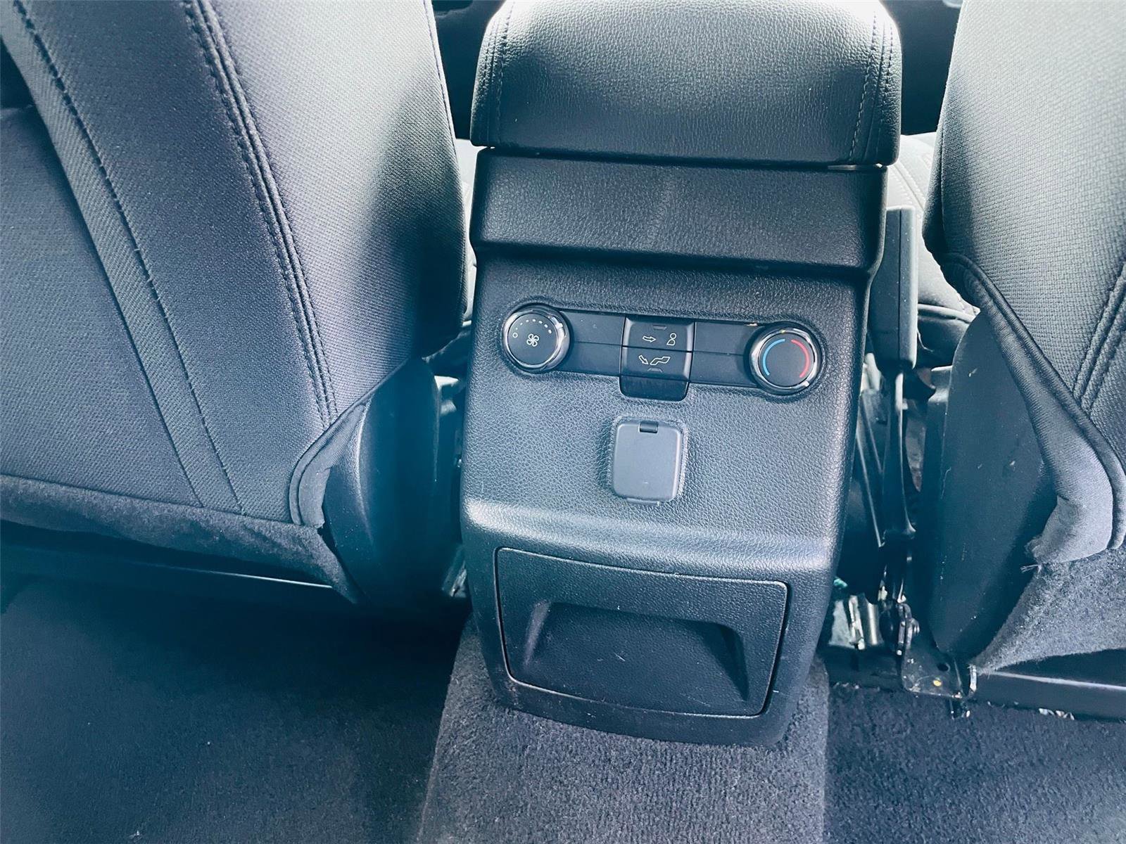 Used 2019 Ford Explorer XLT w/ Equipment Group 201A FWD image 21