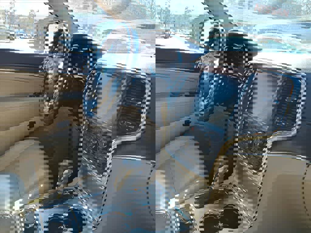 Used 2016 Jeep Grand Cherokee Limited image 26