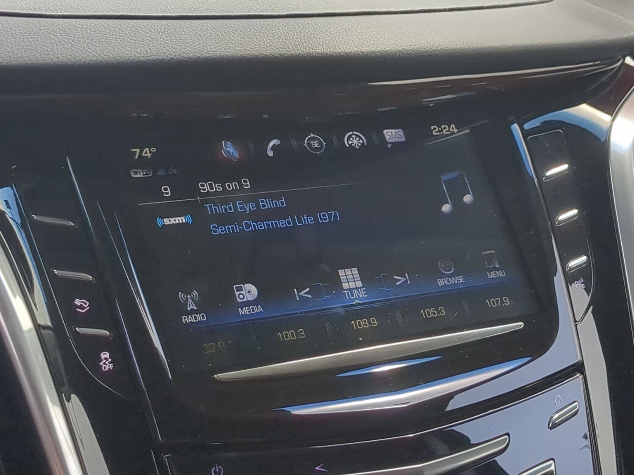 Certified 2020 Cadillac Escalade Luxury AWD/4WD image 11
