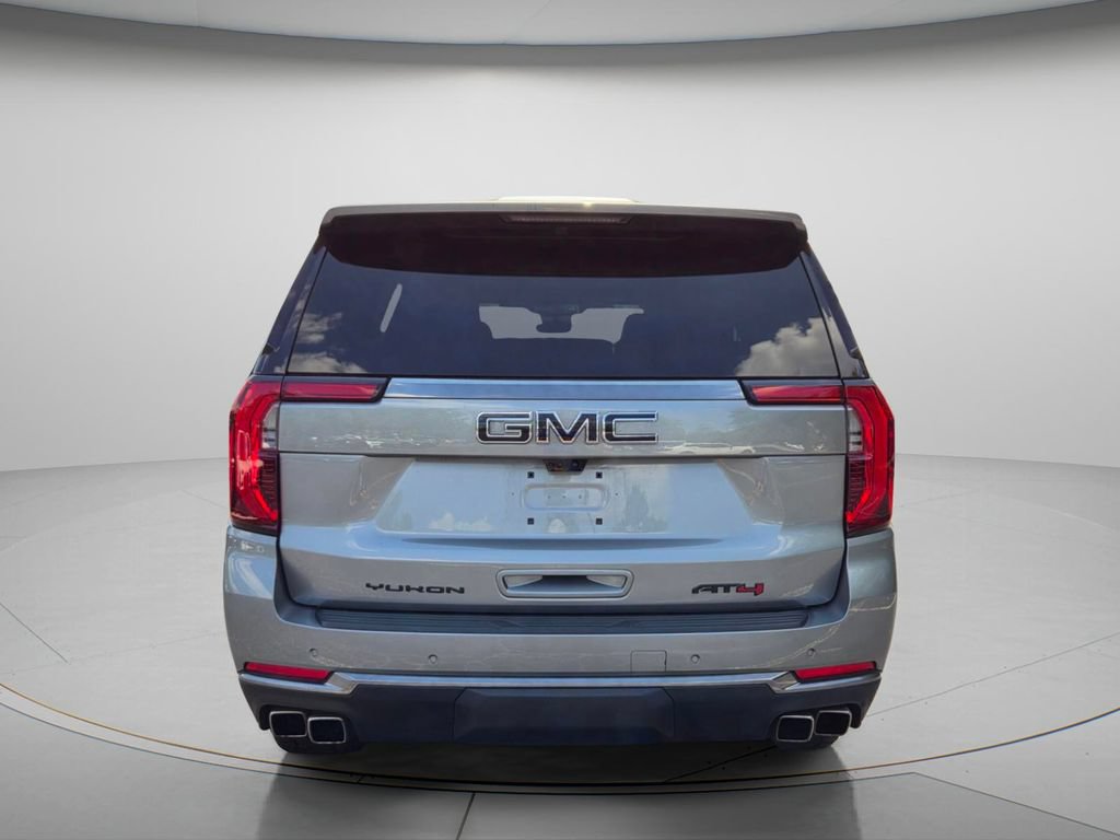 Used 2025 GMC Yukon AT4 w/ AT4 Premium Package AWD/4WD image 4