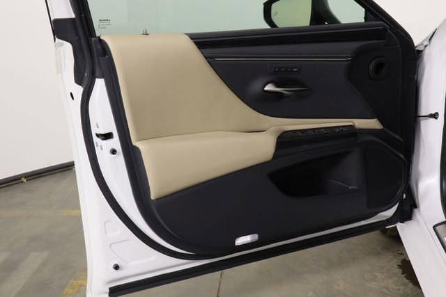 Used 2021 Lexus ES 350 w/ Premium Package image 18