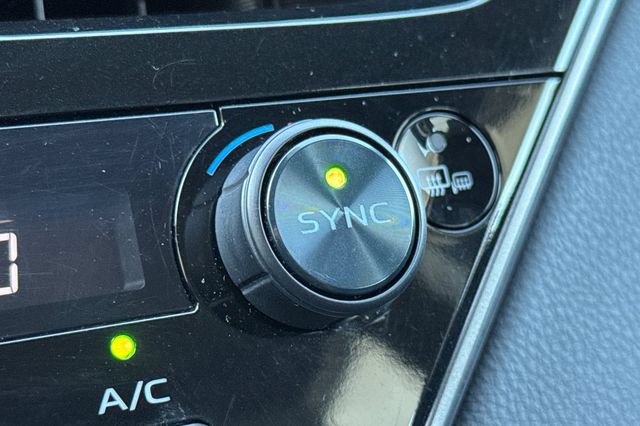 Used 2024 Toyota Camry XLE FWD image 30
