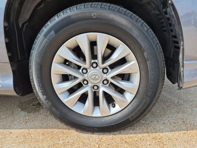 Used 2018 Lexus GX 460 Premium w/ Premium Package AWD/4WD image 23