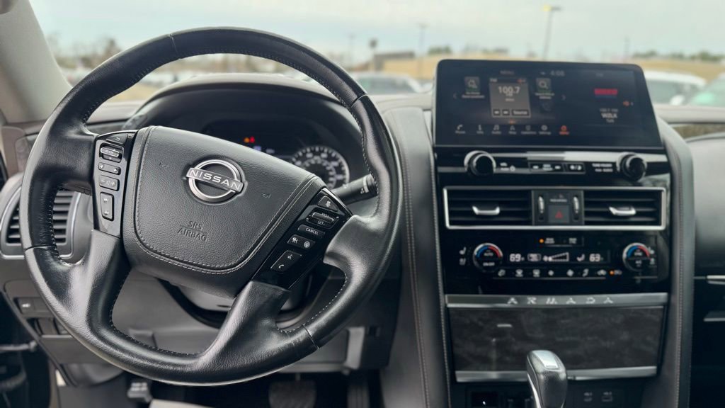 Used 2022 Nissan Armada Platinum w/ Captain's Chairs Package image 12