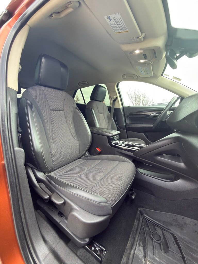 Used 2021 Buick Envision Preferred image 38