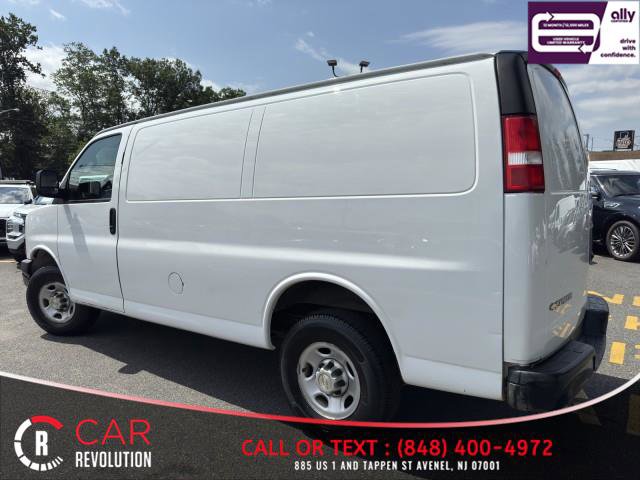 Used 2021 Chevrolet Express 2500 w/ Driver Convenience Package RWD image 4