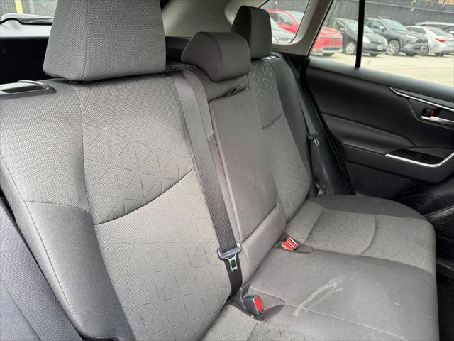 Certified 2024 Toyota RAV4 XLE FWD image 22