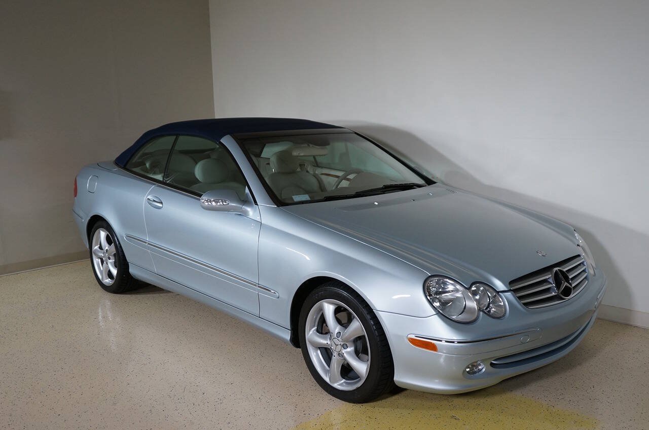 Used 2005 Mercedes-Benz CLK 320 Cabriolet image 26