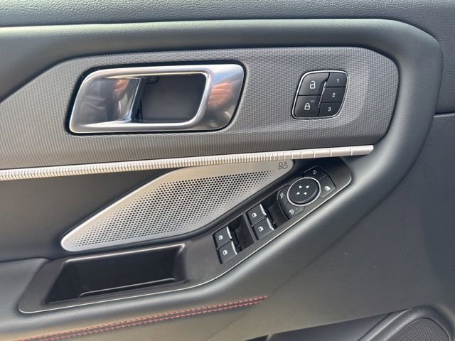 Used 2025 Ford Explorer ST w/ Sun And Sound Package AWD/4WD image 22