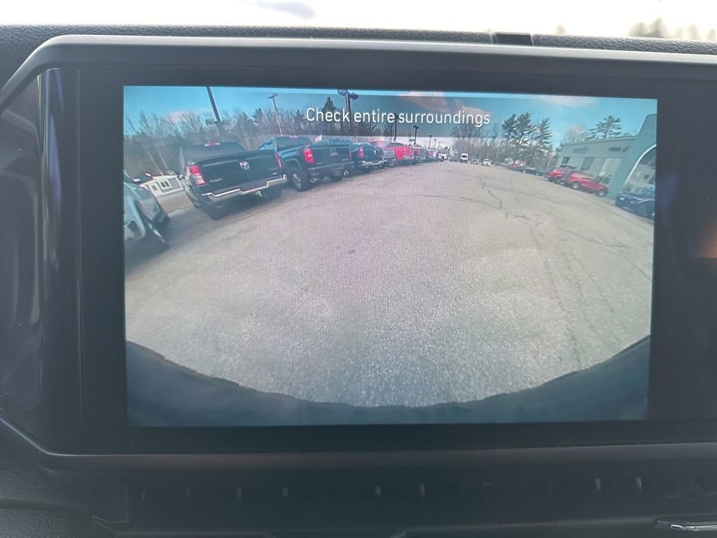 Used 2024 Jeep Wrangler Unlimited AWD/4WD image 27