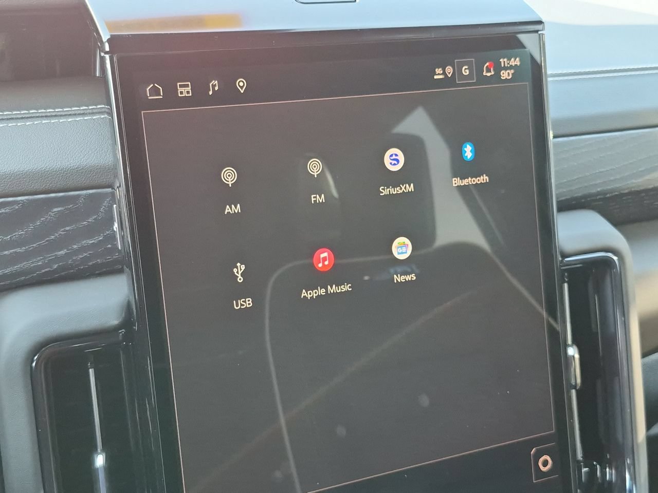 New 2026 GMC Yukon AT4 Ultimate AWD/4WD image 13