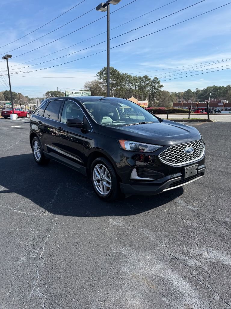 Used 2023 Ford Edge SEL AWD/4WD image 3