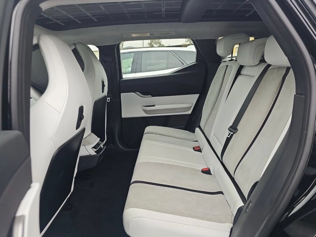 Used 2023 Fisker Ocean One AWD/4WD image 6