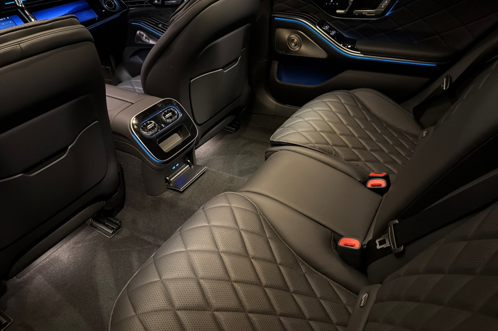 New 2027 Mercedes-Benz S 580 4MATIC Sedan image 11