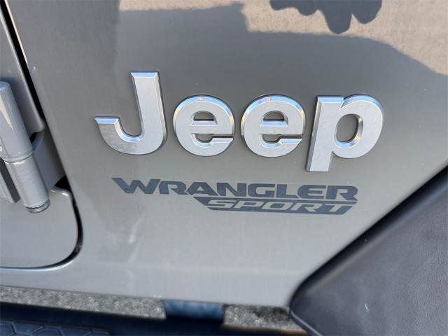 Used 2020 Jeep Wrangler Sport image 16