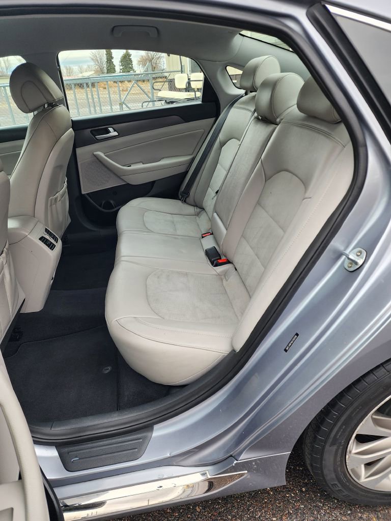 Used 2016 Hyundai Sonata Sport w/ Option Group 02 image 8