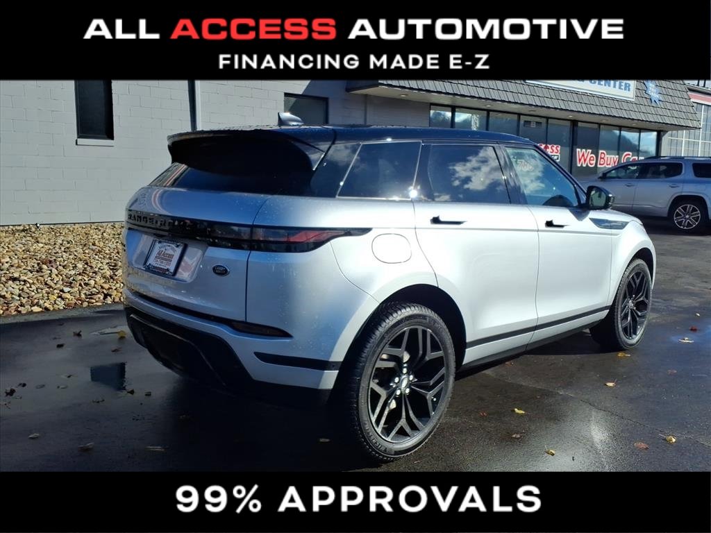Used 2020 Land Rover Range Rover Evoque SE image 2