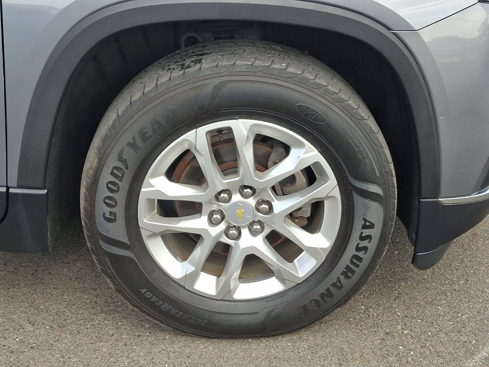 Used 2020 Chevrolet Traverse LT w/ Driver Confidence II Package AWD/4WD image 8