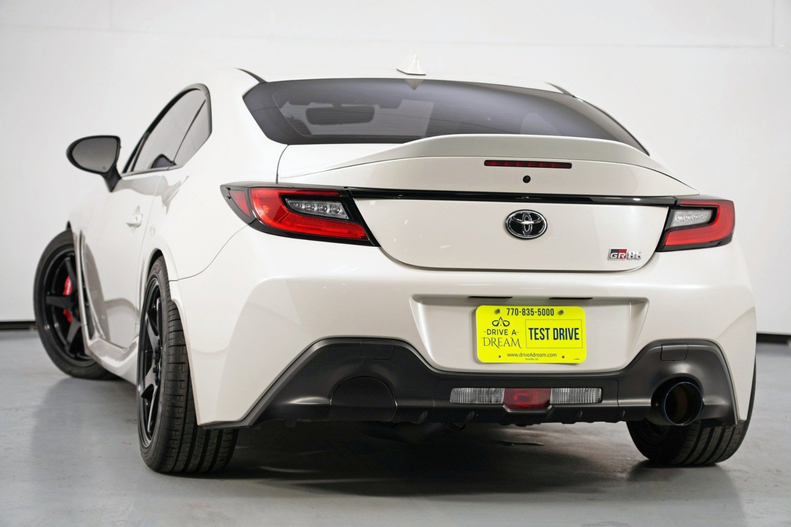 Used 2024 Toyota GR86 Premium image 6