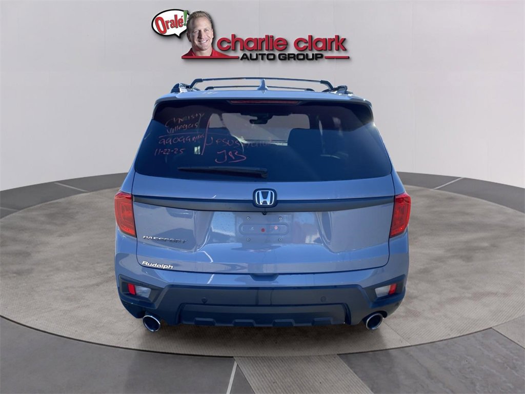 Used 2022 Honda Passport EX-L image 5