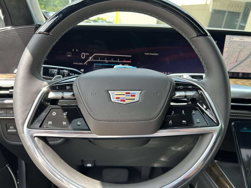 New 2026 Cadillac Escalade ESV Platinum Sport w/ LPO, ONYX Package AWD/4WD image 23