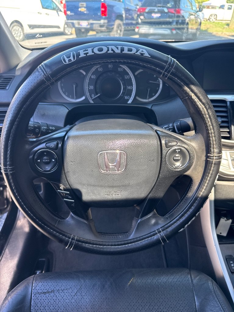 Used 2015 Honda Accord EX-L image 11