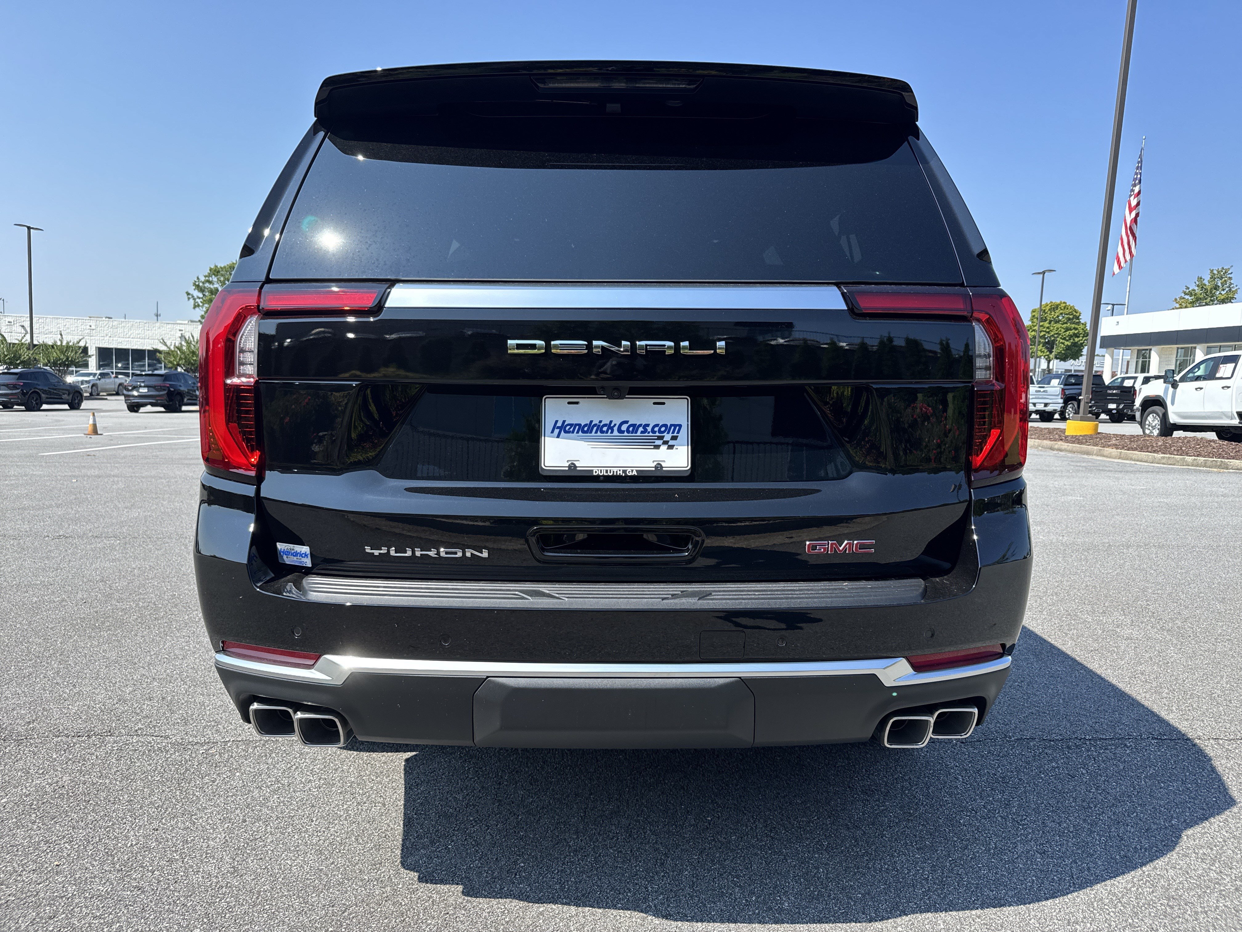 New 2026 GMC Yukon XL Denali w/ Sun & Power Step Package AWD/4WD image 9