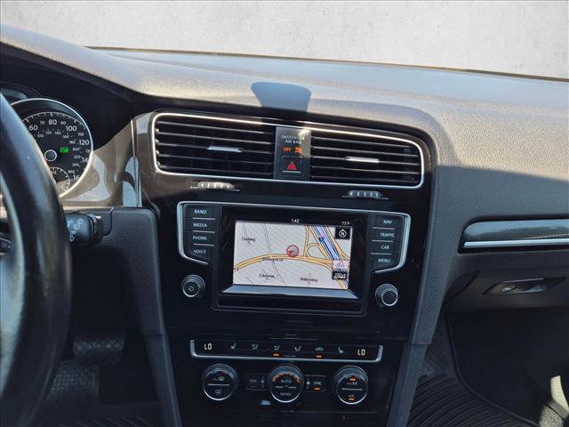 Used 2015 Volkswagen Golf TDI SEL FWD image 13